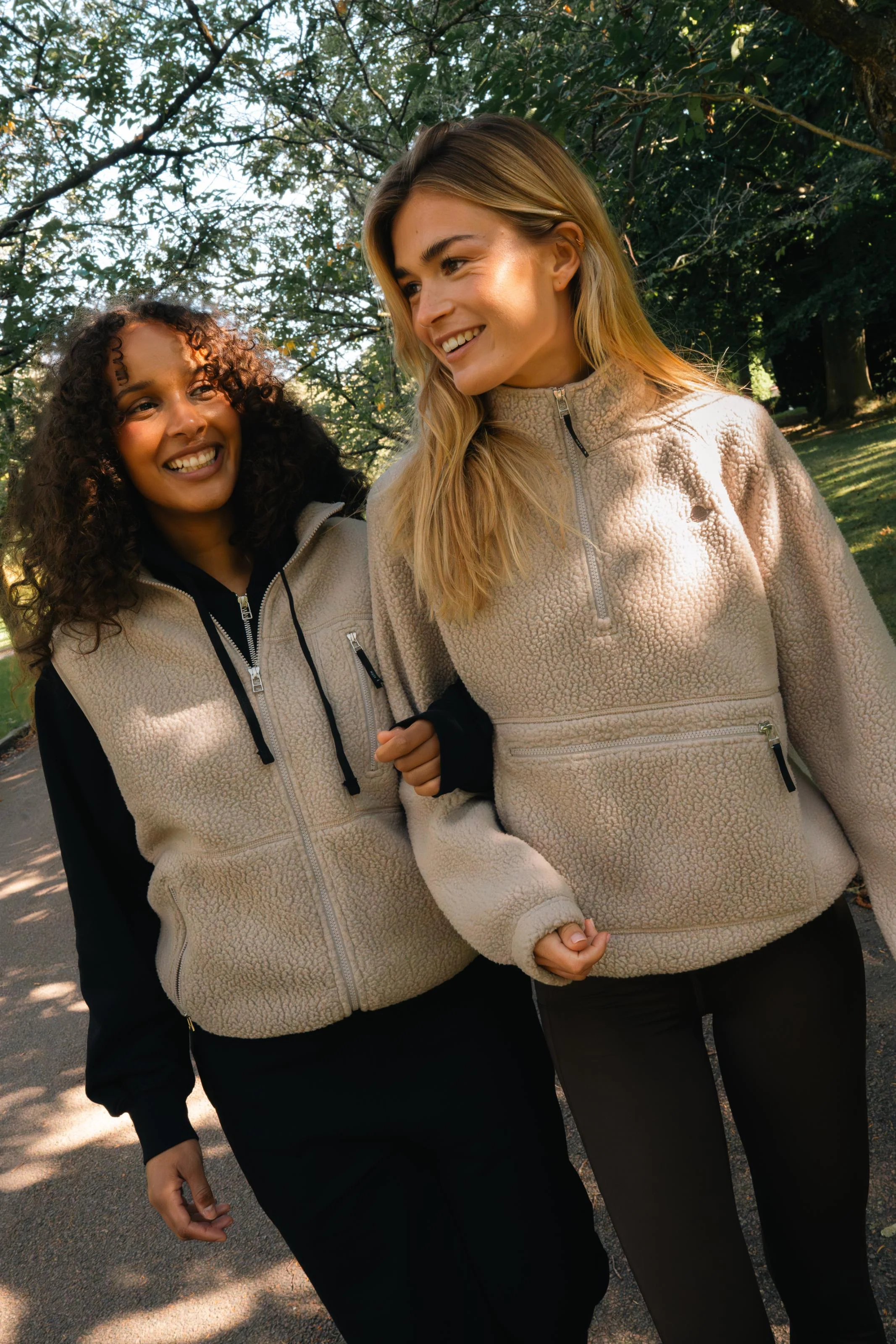 Shelter1 Teddy Half Zip - Image 2